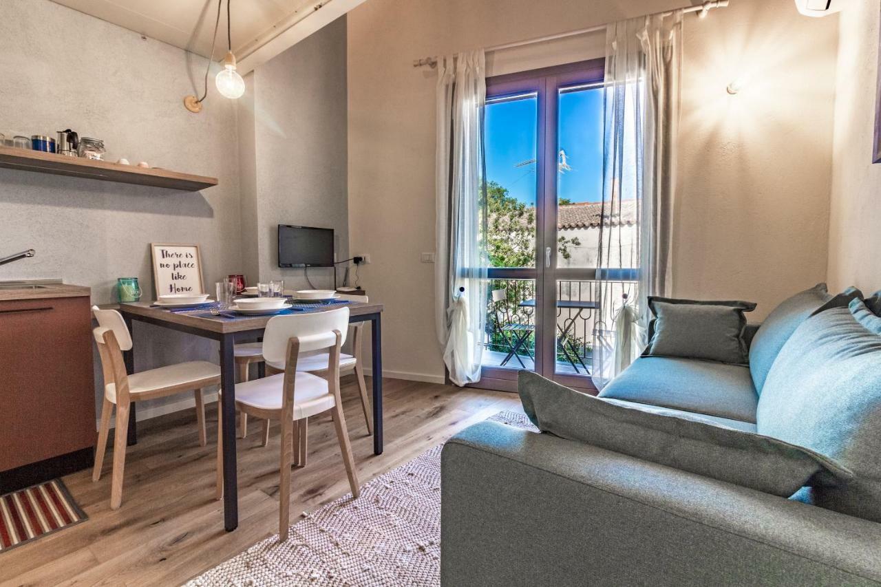 Petra Sarda Apartment San Pantaleo Bagian luar foto