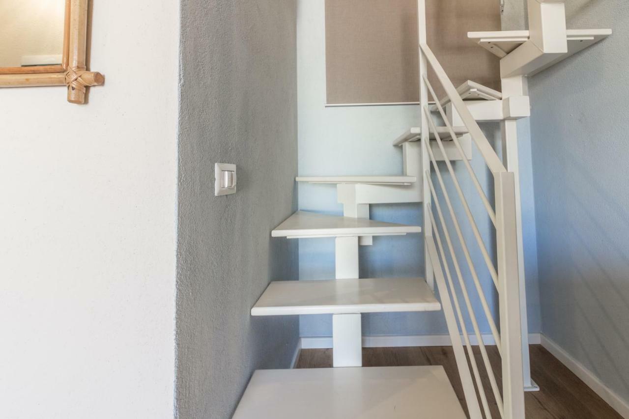 Petra Sarda Apartment San Pantaleo Bagian luar foto